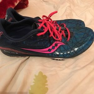 Saucony cross country spikes